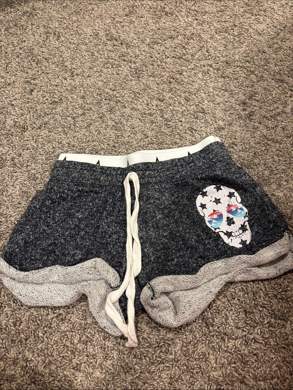 No Boundaries Dark Gray Star Skull Athletic Shorts with Drawstring